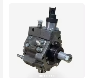 PC135-10 Kotrógép befecskendező szivattyú 6271-71-1110
